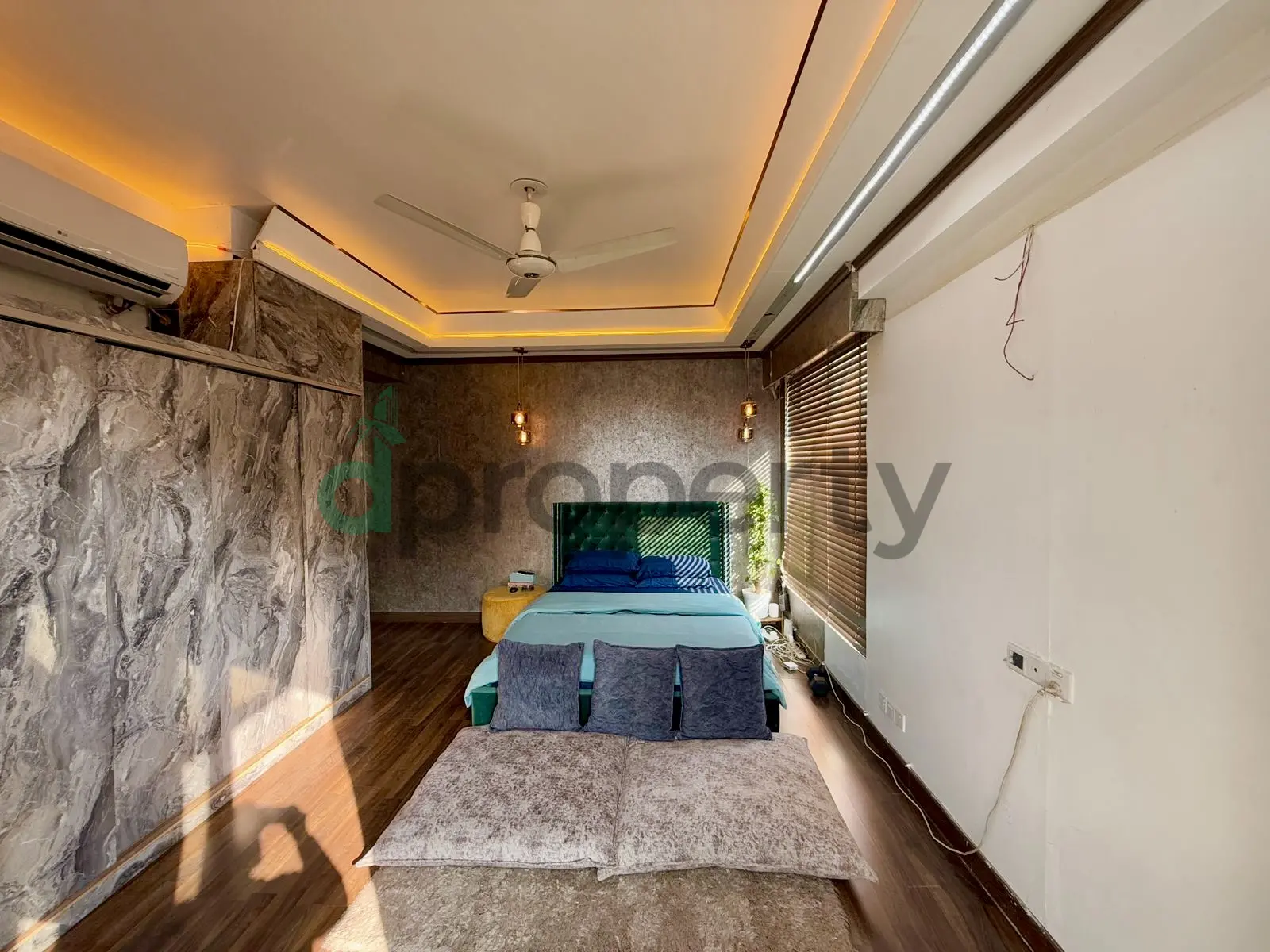 3400 SFT Luxurious Full Furnished South Face Apartment 9th Floor for Sale at Bashundhara R/A