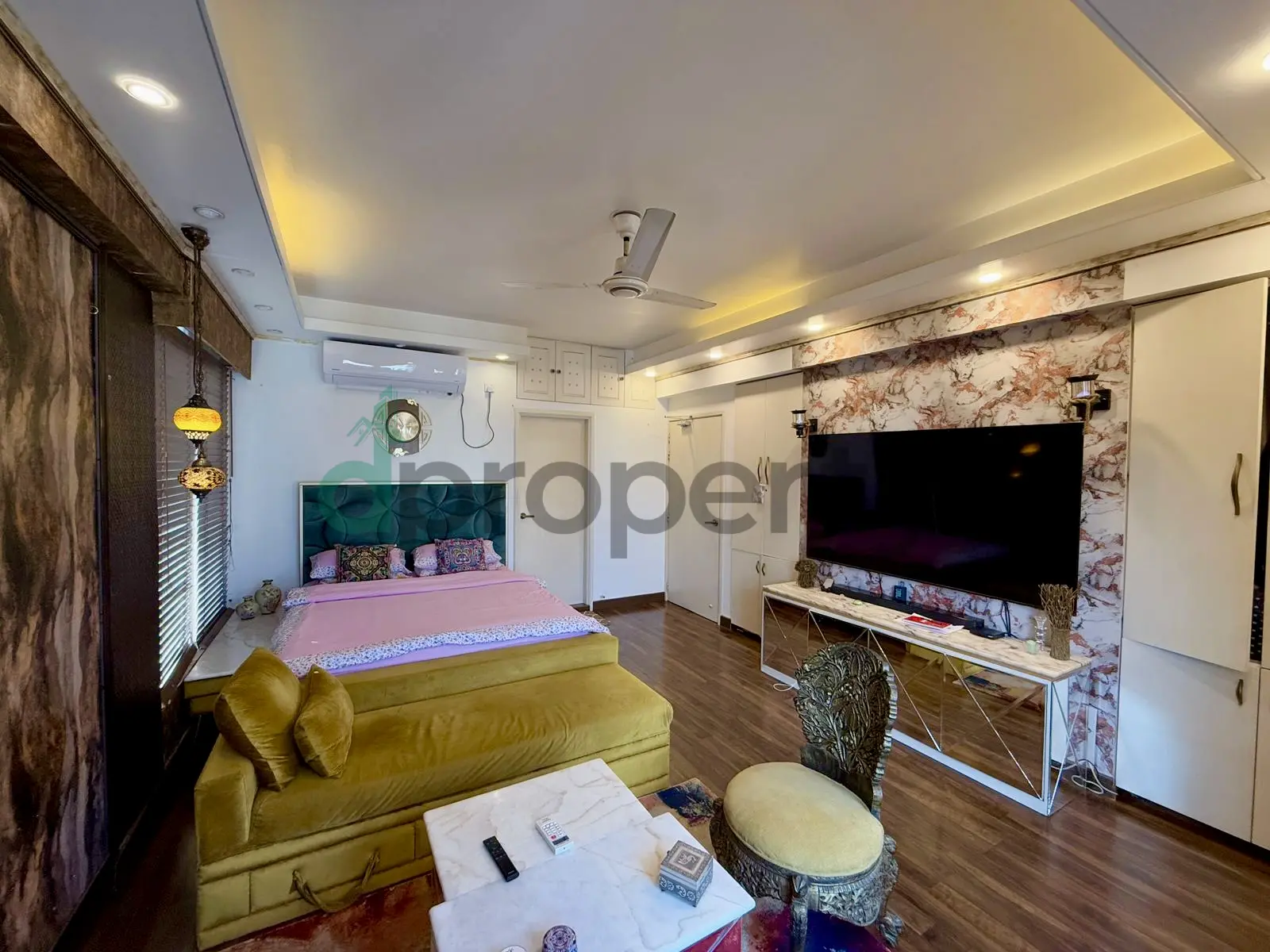 3400 SFT Luxurious Full Furnished South Face Apartment 9th Floor for Sale at Bashundhara R/A