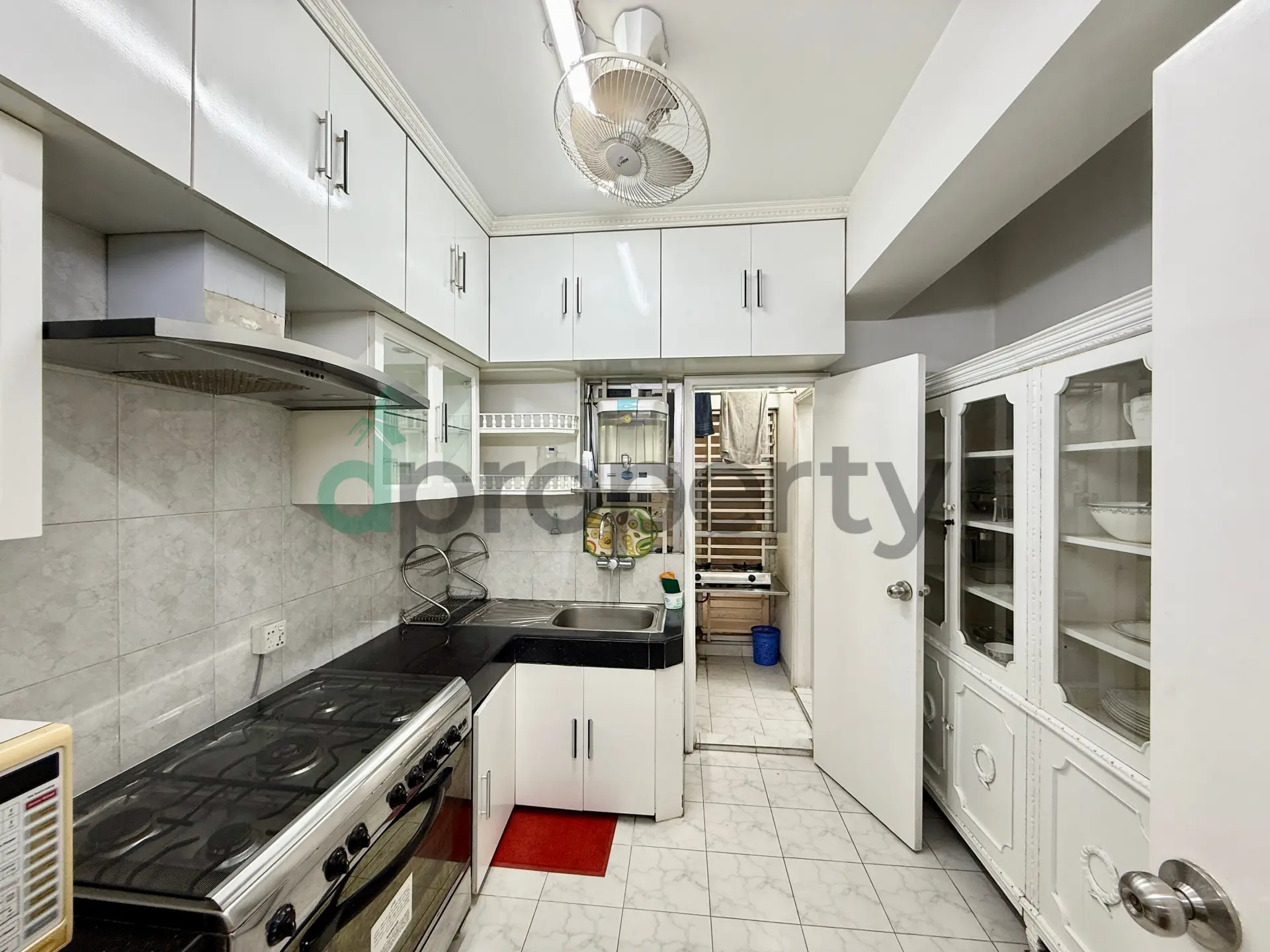 2300 SFT Luxurious Fully Furnished South Face Apartment 3rd Floor for Rent at Bashundhara R/A