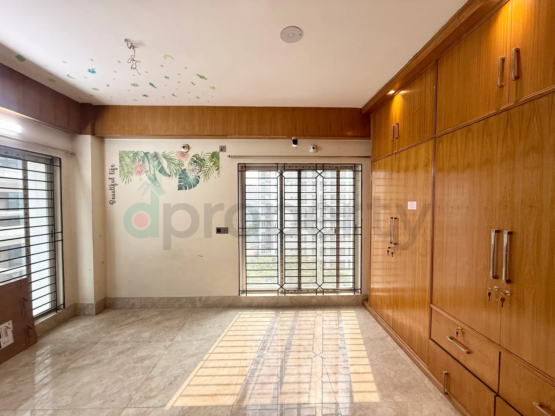 3200 SFT Luxurious Semi Furnished Duplex South Face Flat Rent at Bashundhara R/A - Gallery Image