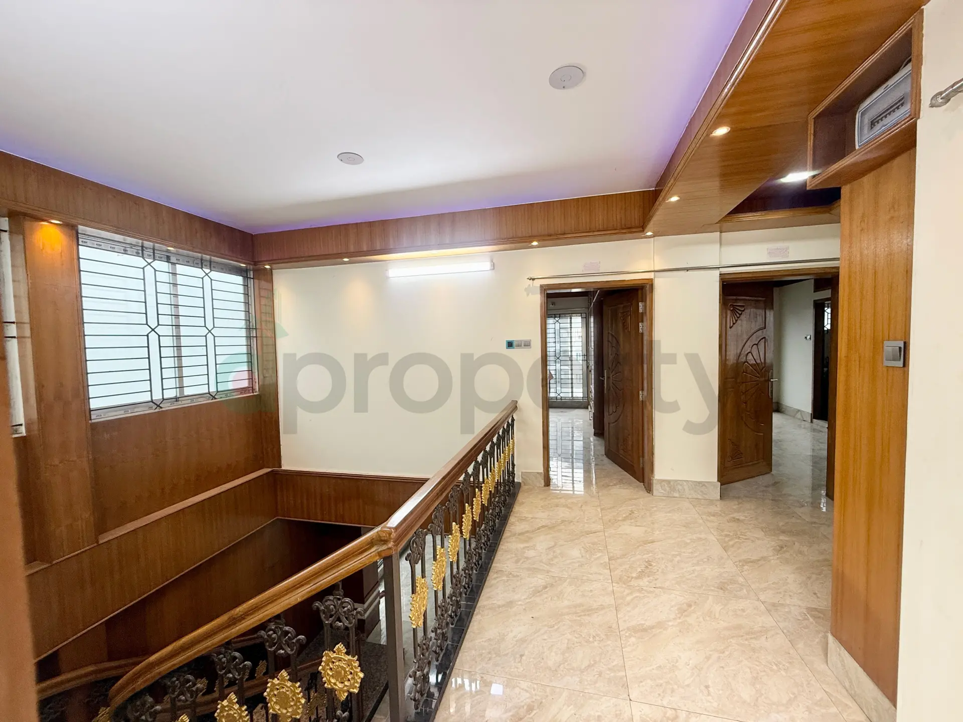 3200 SFT Luxurious Semi Furnished Duplex South Face Flat Rent at Bashundhara R/A - Gallery Image