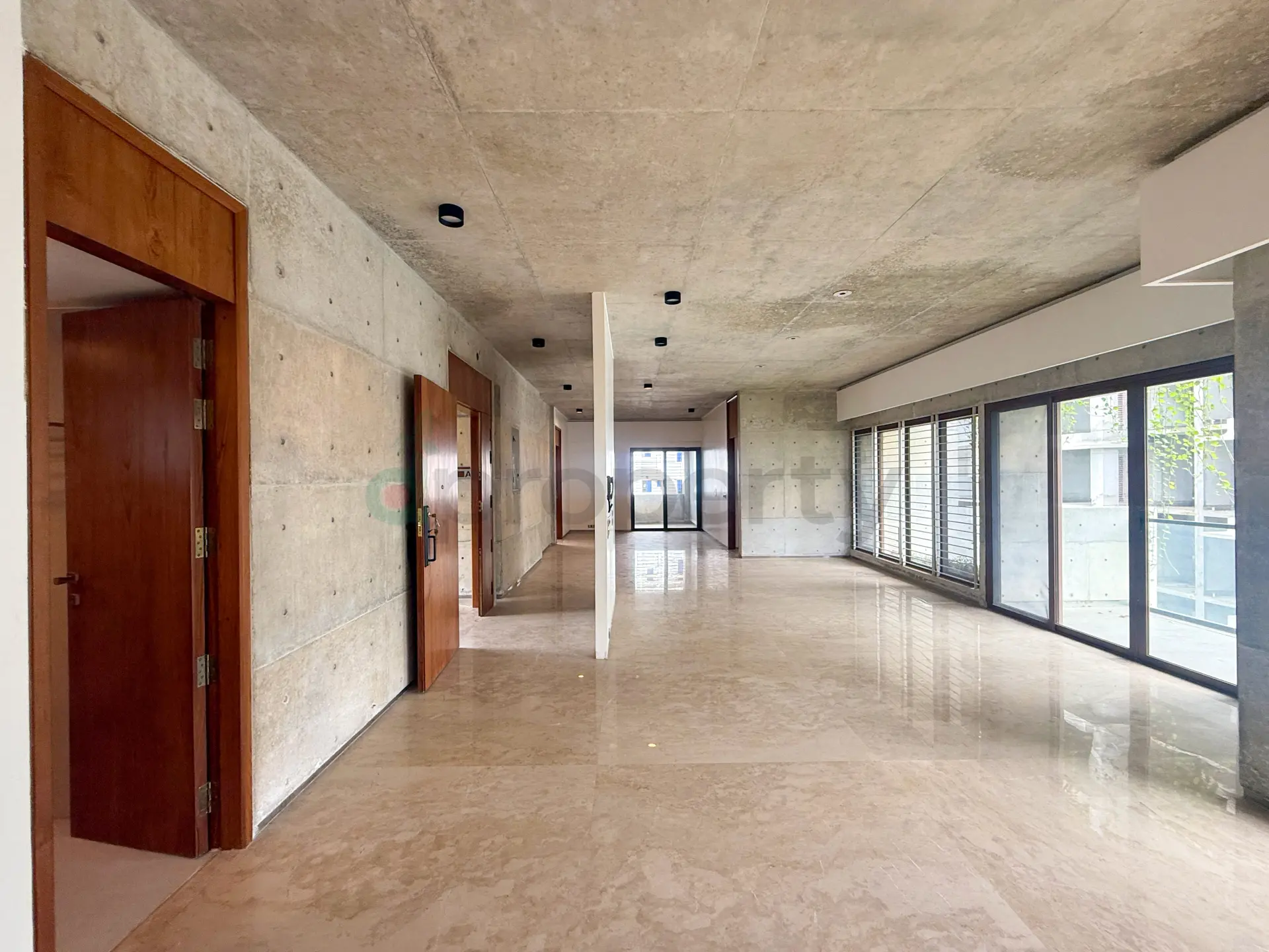 2600 SFT Brand New Semi Furnished Fair Face Building Apartment Rent at 4th Floor Bashundhara R/A - Gallery Image