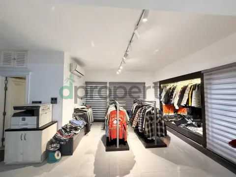 2500 SFT Full Furnished Office rent at First Floor
