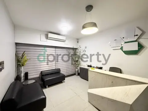 2500 SFT Full Furnished Office rent at First Floor