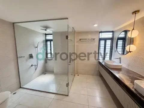 3500 SFT Luxurious Brand New Semi Furnished South West Corner Flat Rent